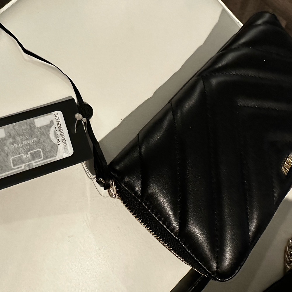 2pc Bundle DKNY Veronica medium chain strap quilted bag + Veronica wallet. - Picture 8 of 9